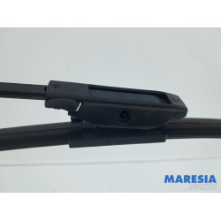 Citroen - C3 - Front wiper arm
