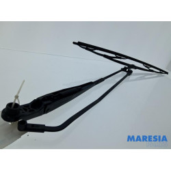 Citroen - C1 - Front wiper arm