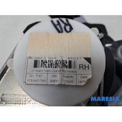 Fiat - 500 - Rear seatbelt, right