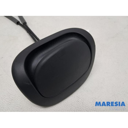 Fiat - 500 - Rugleuning ontgrendelhendel