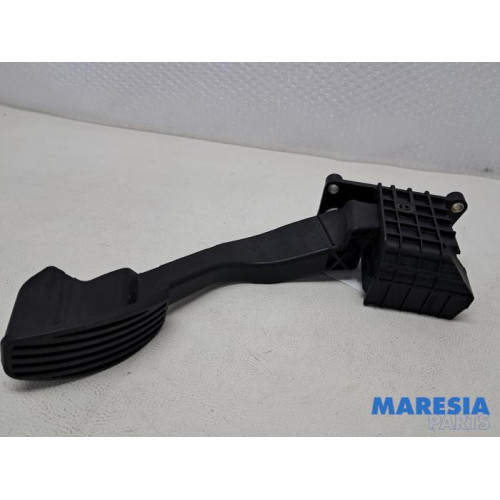 Fiat - 500 - Gaspedaal