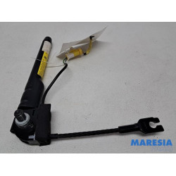 Fiat - 500 - Gurtsrammer links