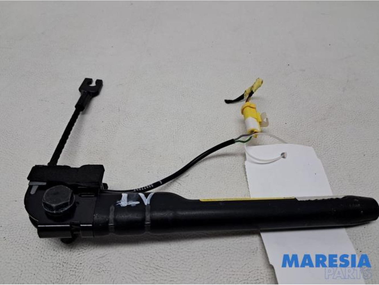 Fiat - 500 - Gurtsrammer links