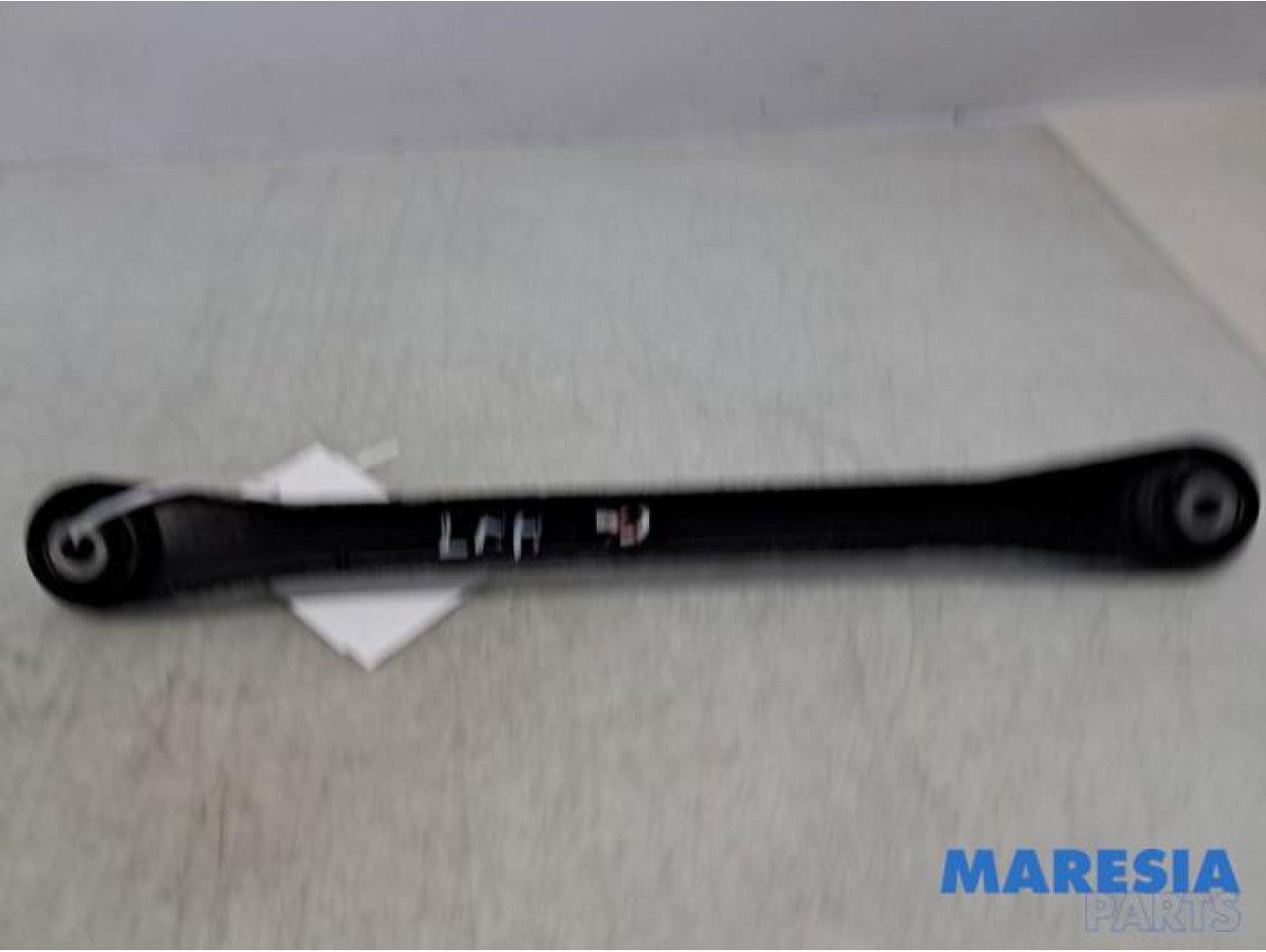 Peugeot - 3008 - Rear wishbone, left