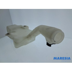 Fiat - 500 - Scheibensprühertank vorne