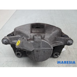 Peugeot - 3008 - Remklauw (Tang) links-voor