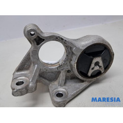 Peugeot - Partner - Engine mount