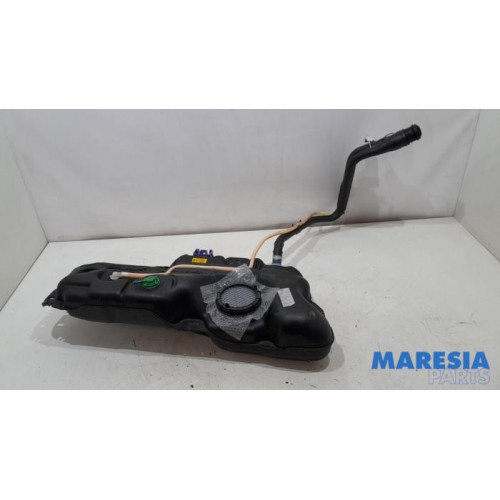 Peugeot - 2008 - Tank