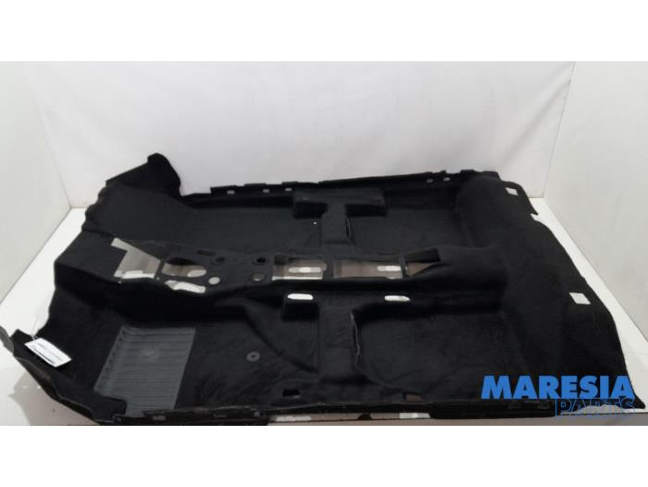 Peugeot - 2008 - Carpet