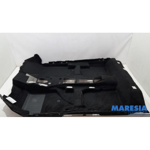 Peugeot - 2008 - Carpet