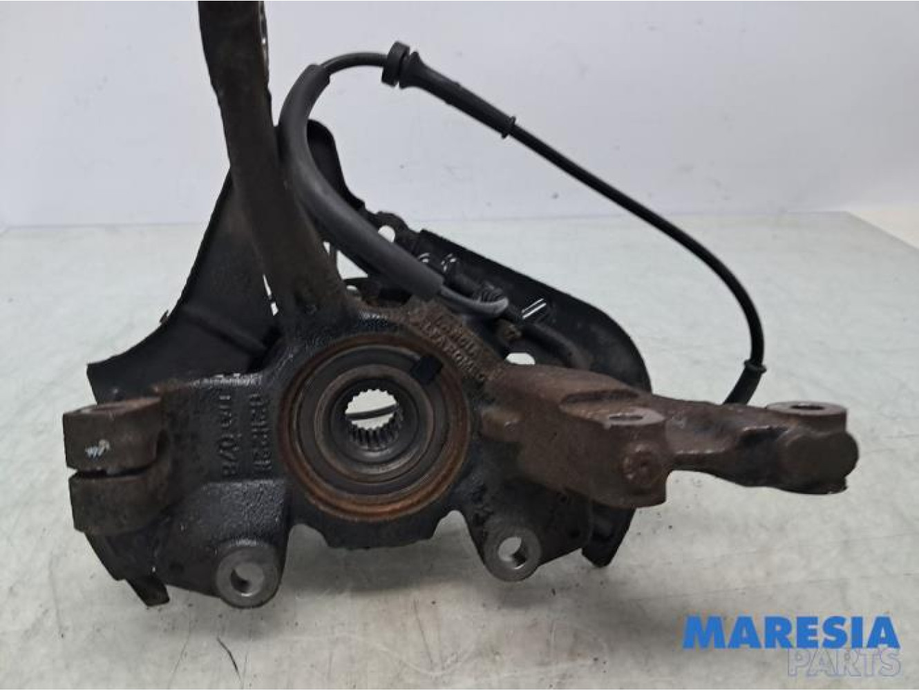 Fiat - Panda - Knuckle, front left