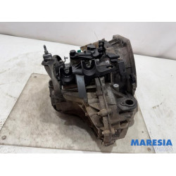 Renault - Trafic - Versnellingsbak