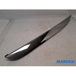 Peugeot - 2008 - Door strip