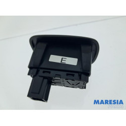 Citroen - C3 - Electric window switch
