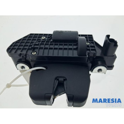 Citroen - C3 - Tailgate lock mechanism