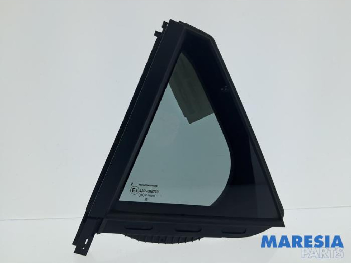 Peugeot - 2008 - Rear quarter light, left