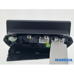 Peugeot - 2008 - Display Multi Media regelunit
