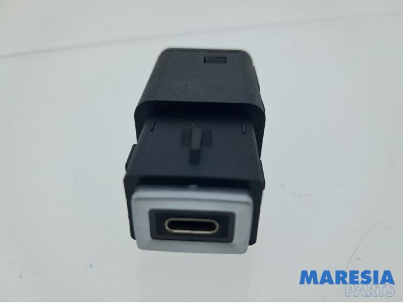 Peugeot - 2008 - AUX/USB aansluiting