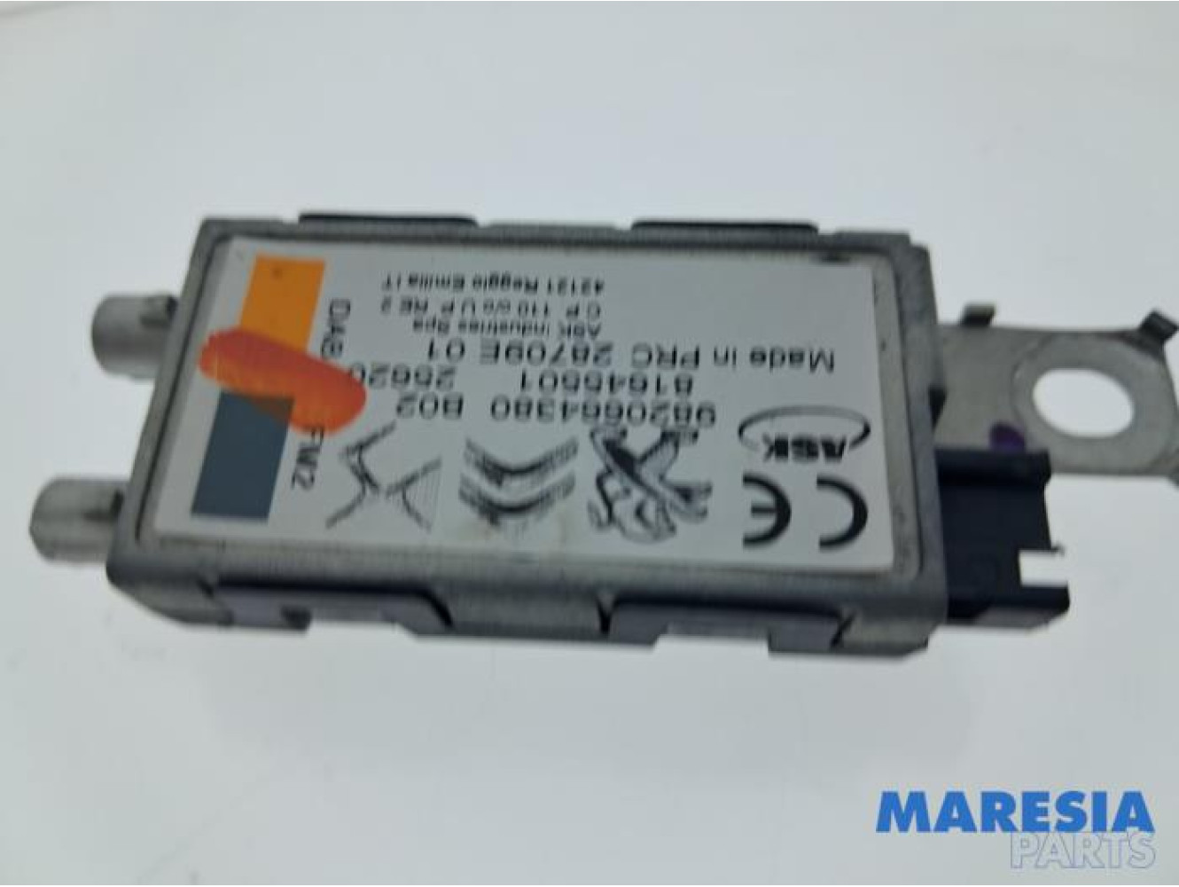 Peugeot - 2008 - Antenne Versterker