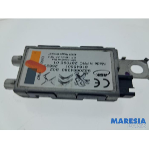 Peugeot - 2008 - Antenne amplificateur