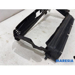 Renault - Trafic - Air funnel