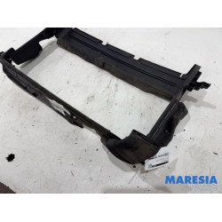 Renault - Trafic - Air funnel