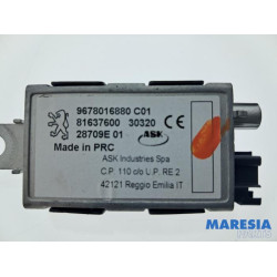 Peugeot - 2008 - Antenne Versterker