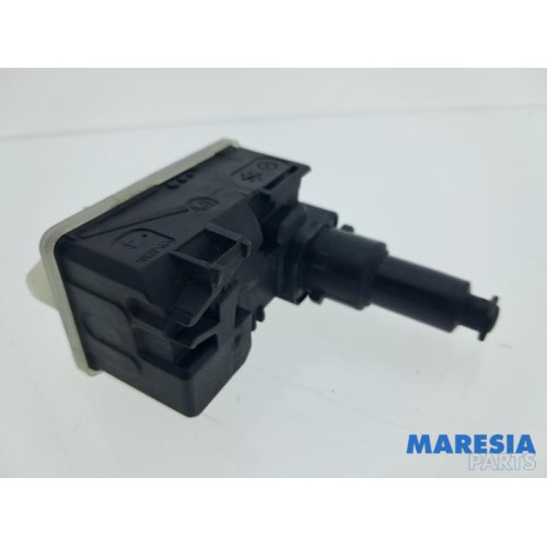 Peugeot - 2008 - Moteur de verrouillage clapet réservoir