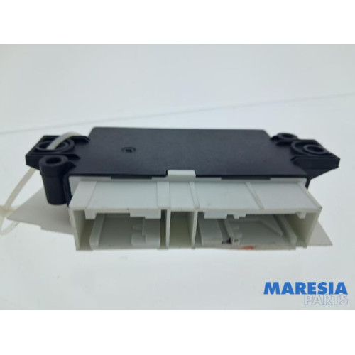 Peugeot - 2008 - PDC Module