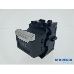 Peugeot - 2008 - Parking brake switch