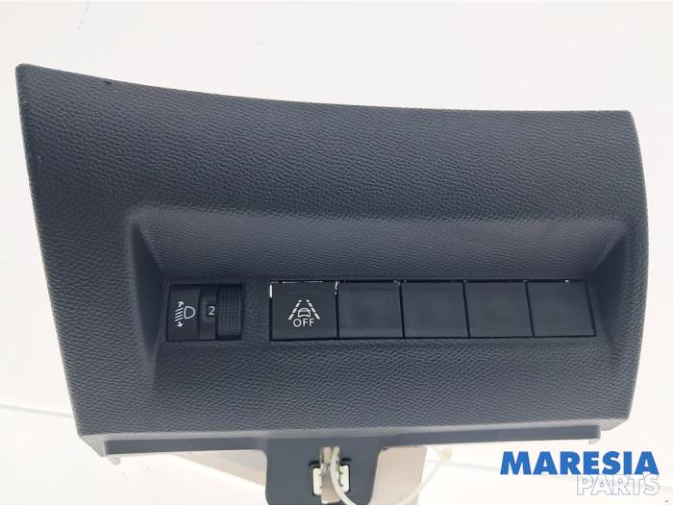 Peugeot - 2008 - AIH headlight switch
