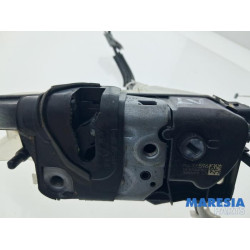 Peugeot - 2008 - Deurslot Mechaniek 4Deurs links-voor