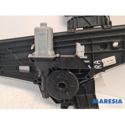 Peugeot - 2008 - Rear door window mechanism 4-door, right