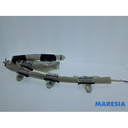 Peugeot - 2008 - Airbag hemel links