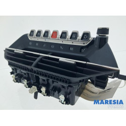 Peugeot - 2008 - Kachel Bedieningspaneel