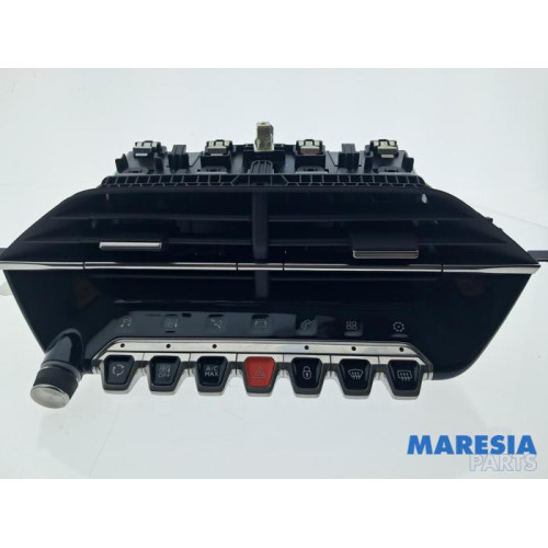 Peugeot - 2008 - Kachel Bedieningspaneel