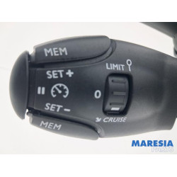 Peugeot - 2008 - Steering column stalk