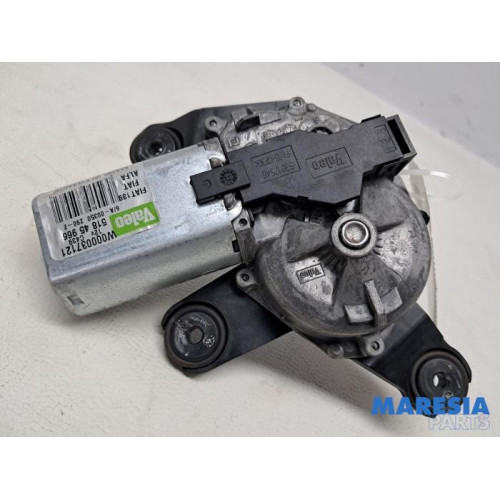 Fiat - Panda - Ruitenwissermotor achter