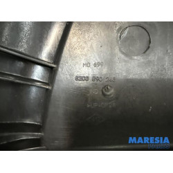 Renault - Scenic - Spare wheel holder