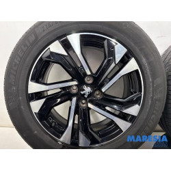 Peugeot - 2008 - Sportvelgenset + banden