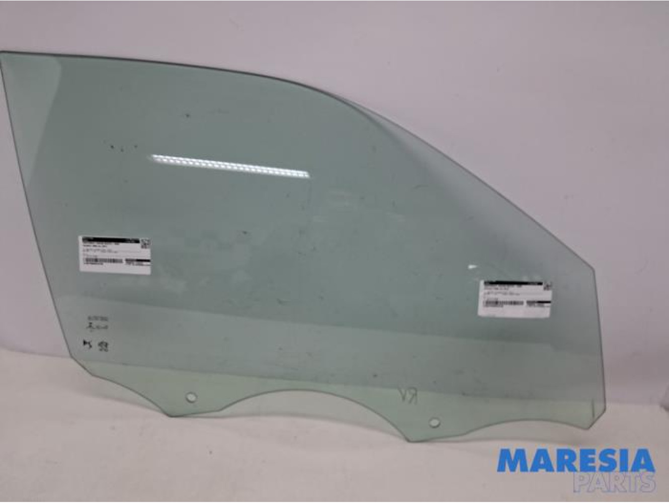 Peugeot - 2008 - Door window 4-door, front right
