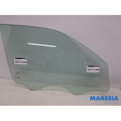Peugeot - 2008 - Door window 4-door, front right