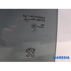 Peugeot - 2008 - Portierruit 4Deurs rechts-achter