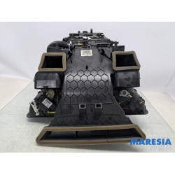 Renault - Trafic - Heater housing