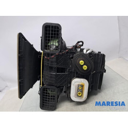 Renault - Trafic - Heater housing