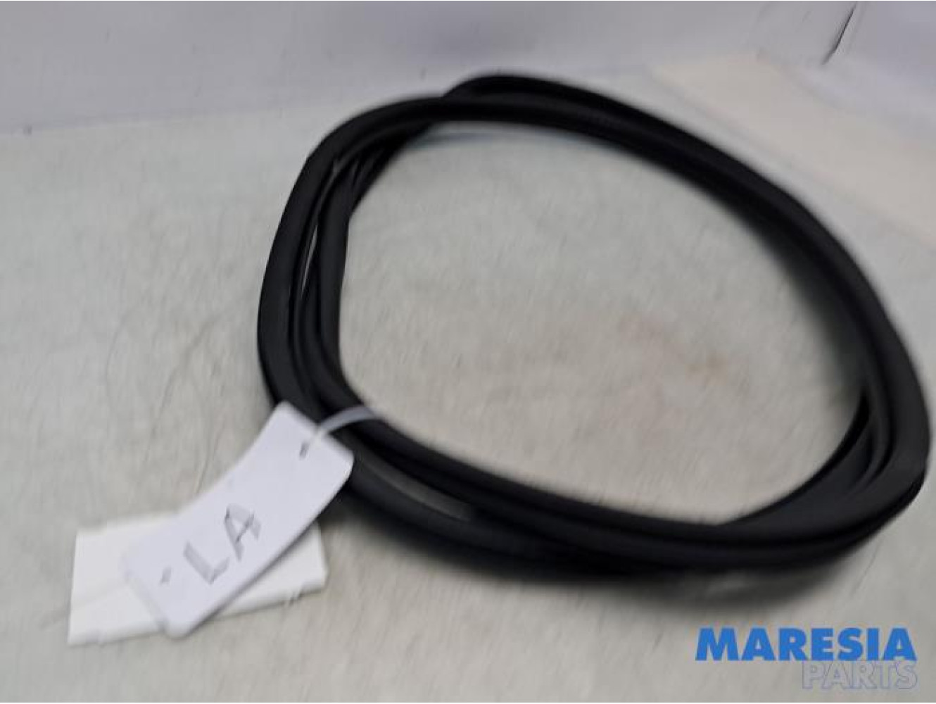 Peugeot - 3008 - Portierrubber 4Deurs links-achter