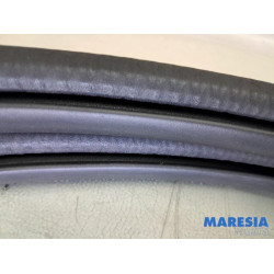 Peugeot - 3008 - Portierrubber 4Deurs rechts-achter