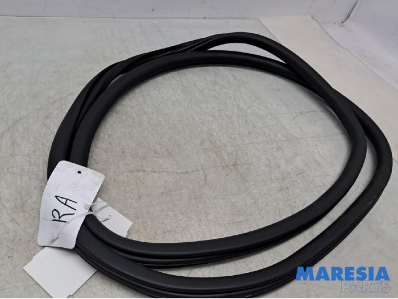 Peugeot - 3008 - Portierrubber 4Deurs rechts-achter