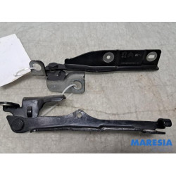 Citroen - C3 - Bonnet Hinge