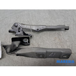 Citroen - C3 - Bonnet Hinge